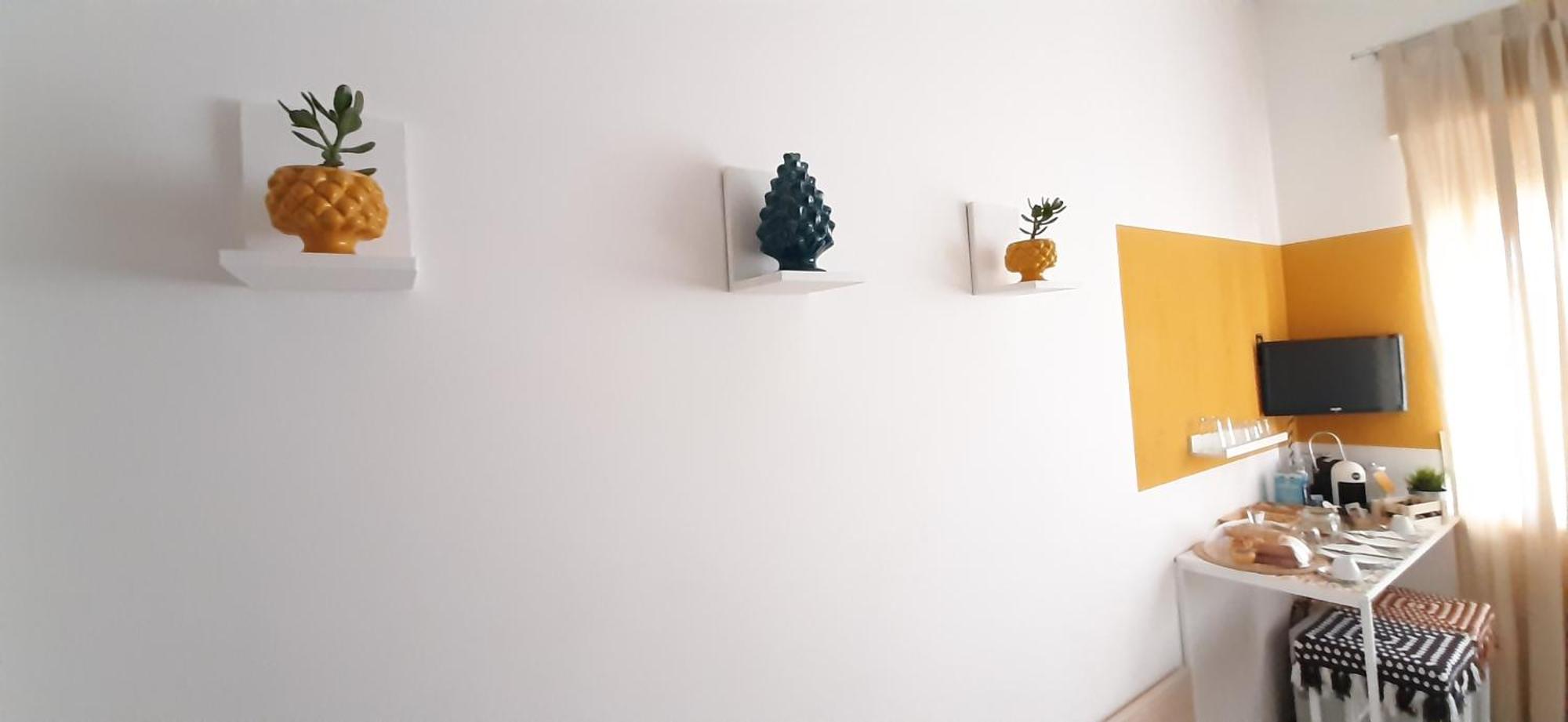 ラグーザ Il Vaso Di Creta Bed & Breakfast エクステリア 写真